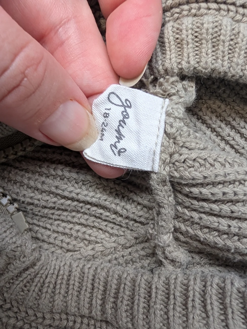 Goumi cozy hooded